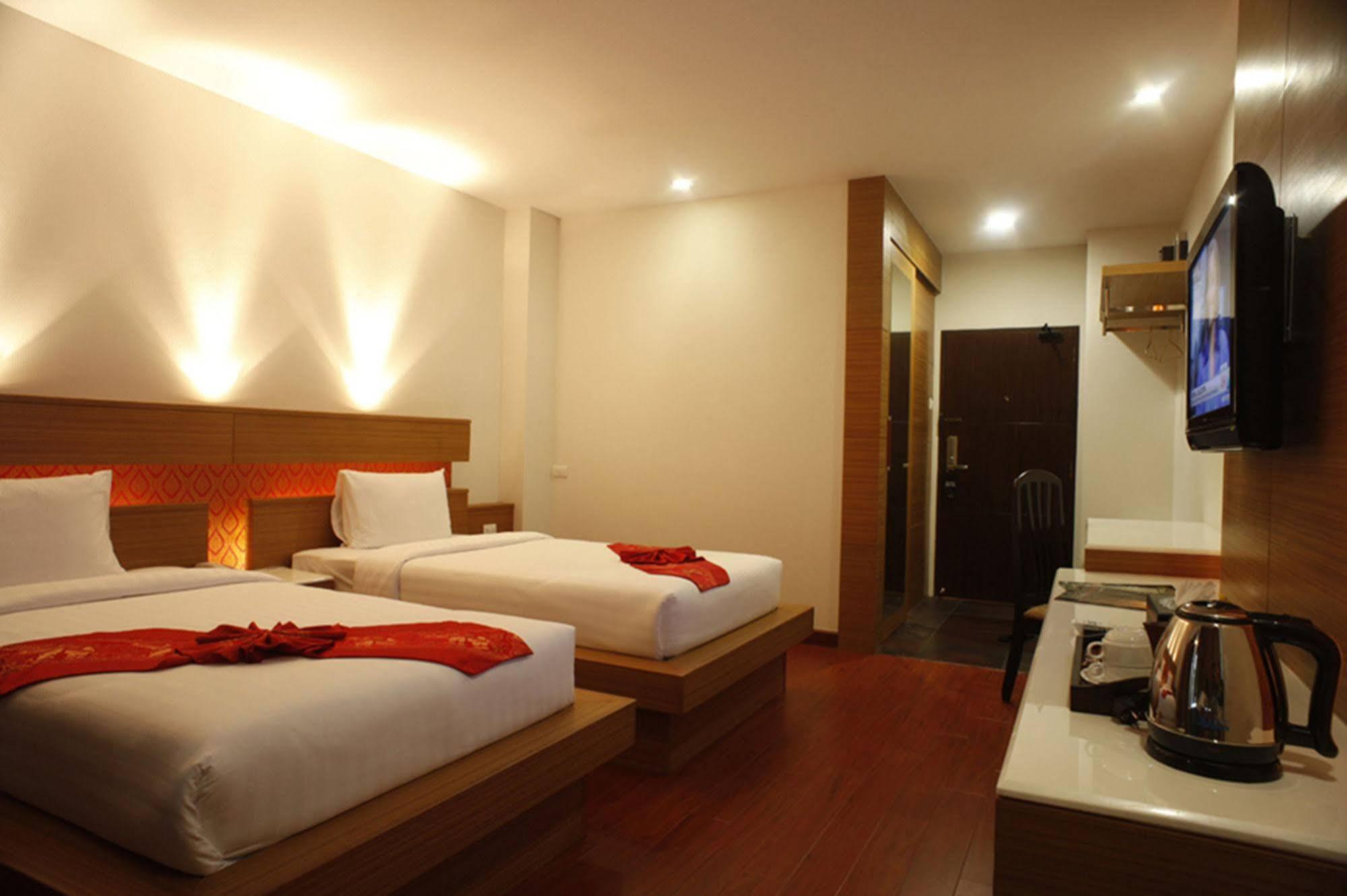 בנגקוק Suvarnabhumi Suite Hotel מראה חיצוני תמונה