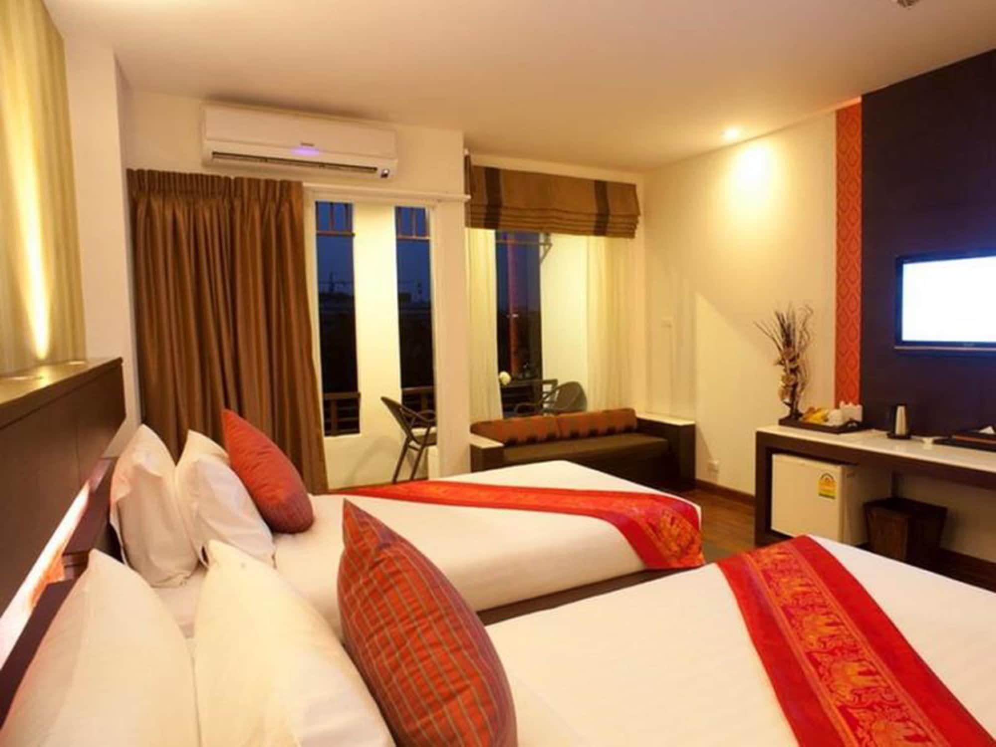 בנגקוק Suvarnabhumi Suite Hotel מראה חיצוני תמונה