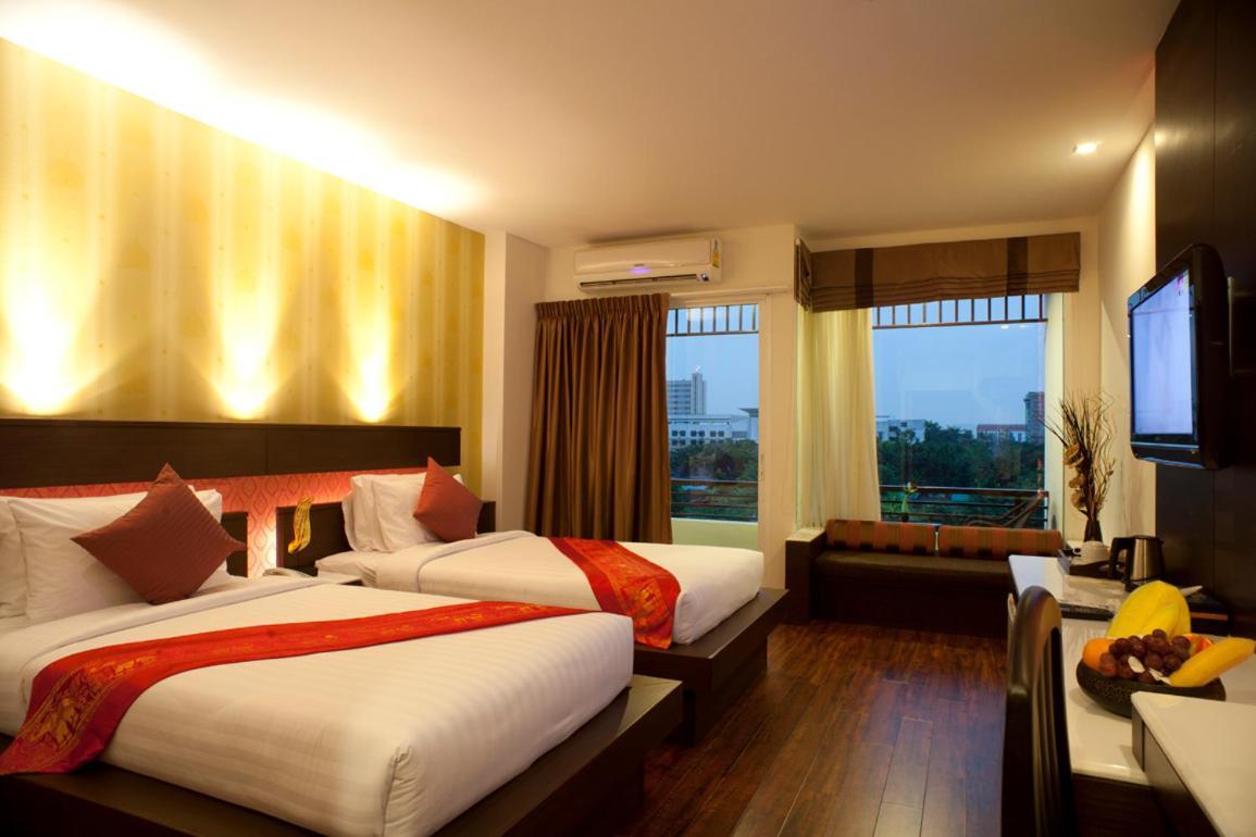 בנגקוק Suvarnabhumi Suite Hotel מראה חיצוני תמונה