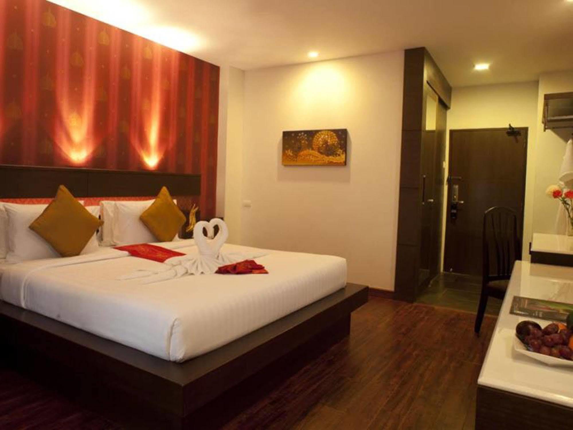 בנגקוק Suvarnabhumi Suite Hotel מראה חיצוני תמונה