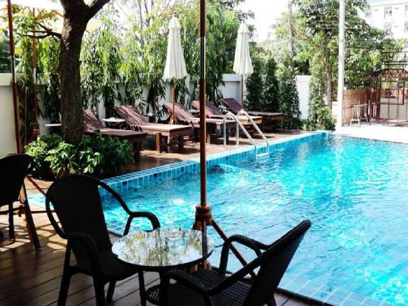 בנגקוק Suvarnabhumi Suite Hotel מראה חיצוני תמונה